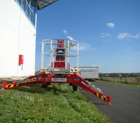 Trailer mounted lift Europelift TM15 - (8)